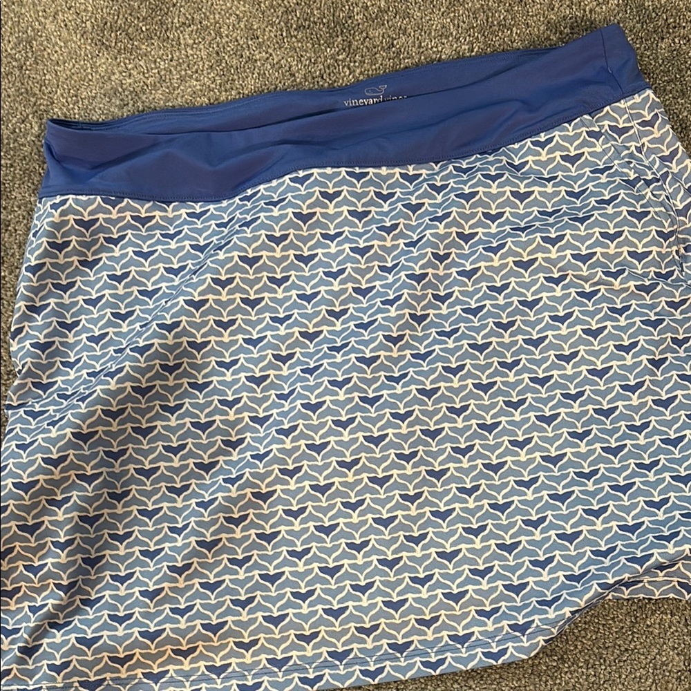 Vineyard Vines Blue and White Geometric Skirt